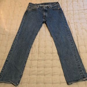 Vintage Levi’s 90s Dark-wash 501s